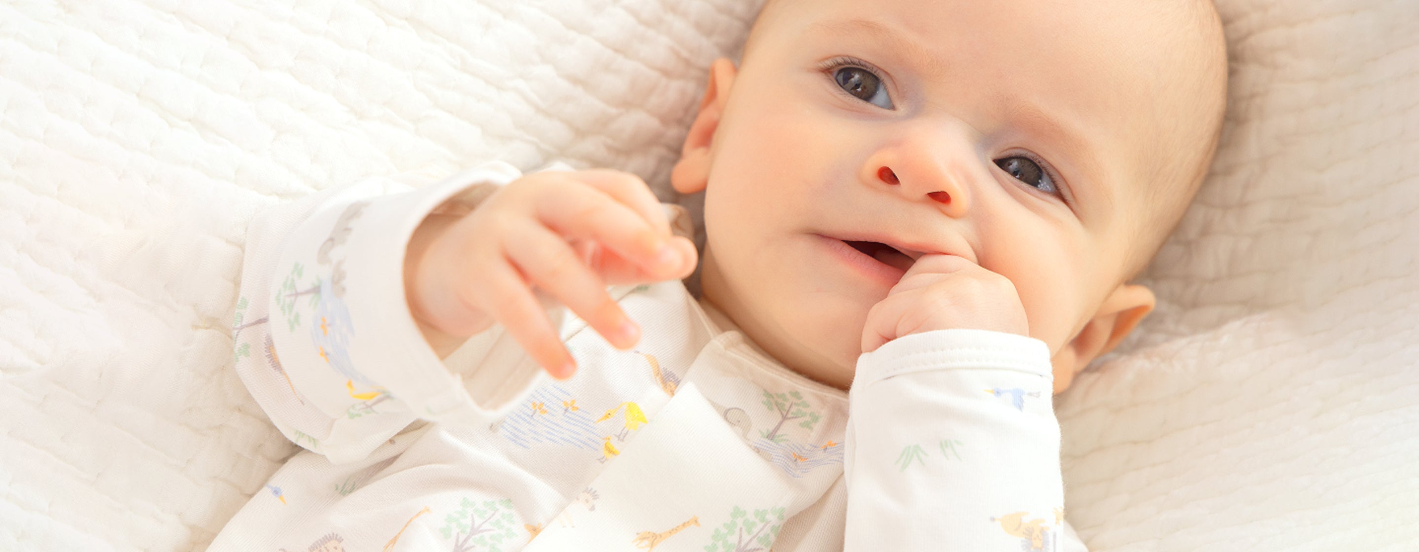 The Baby Shower Gift Guide: Newborn Clothes & Accessories
