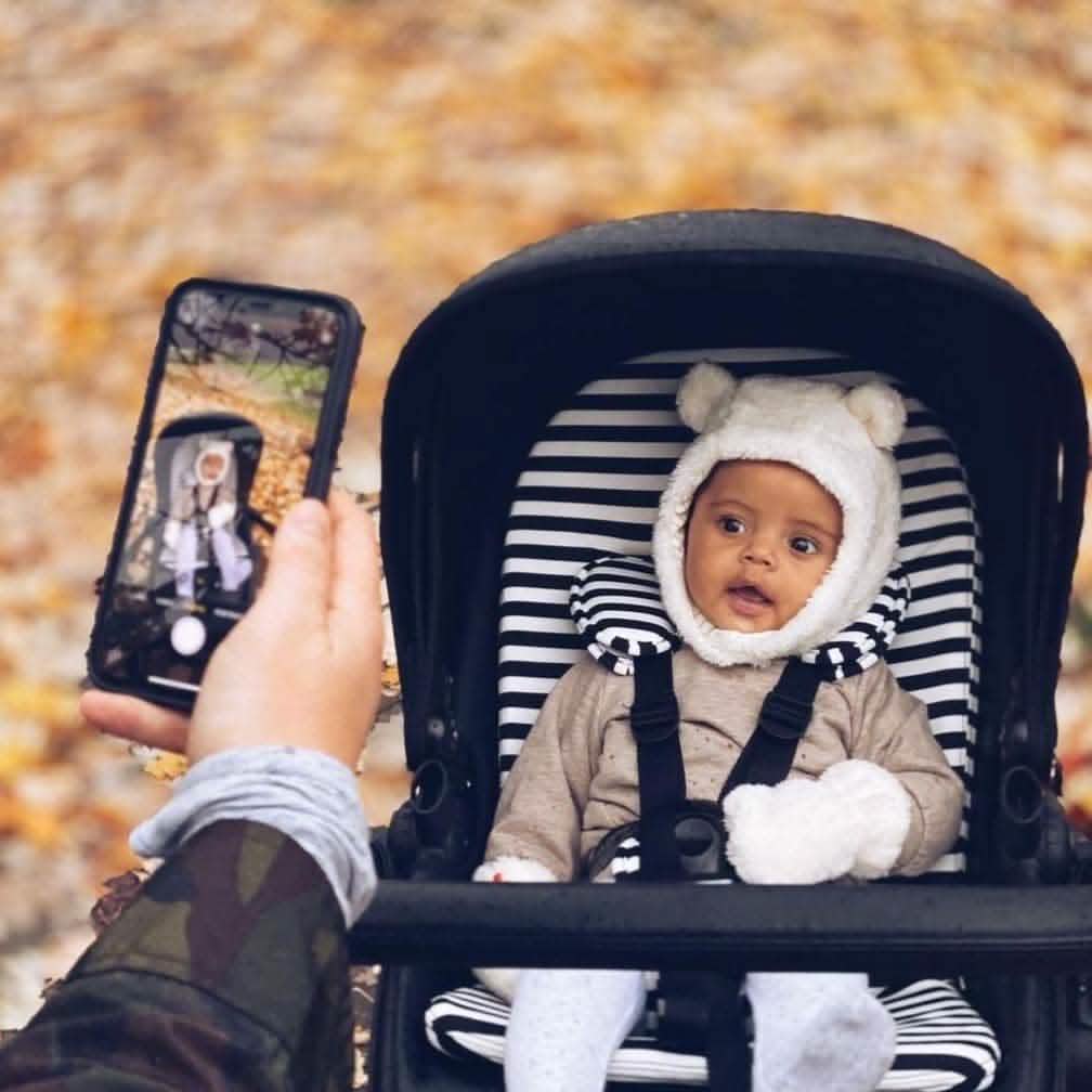 Cream Fleece Magnetic Mittens