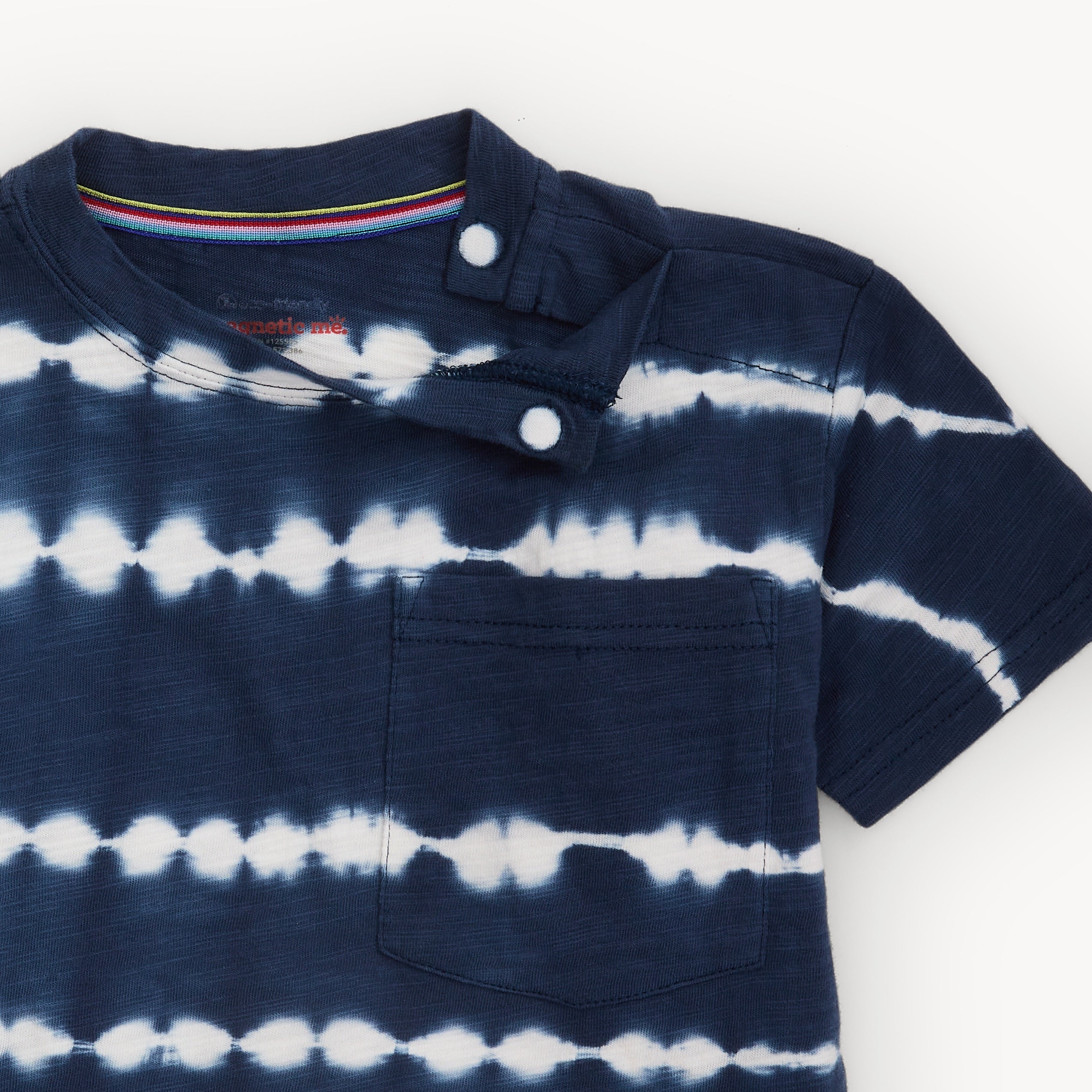 Magnetic T-shirt