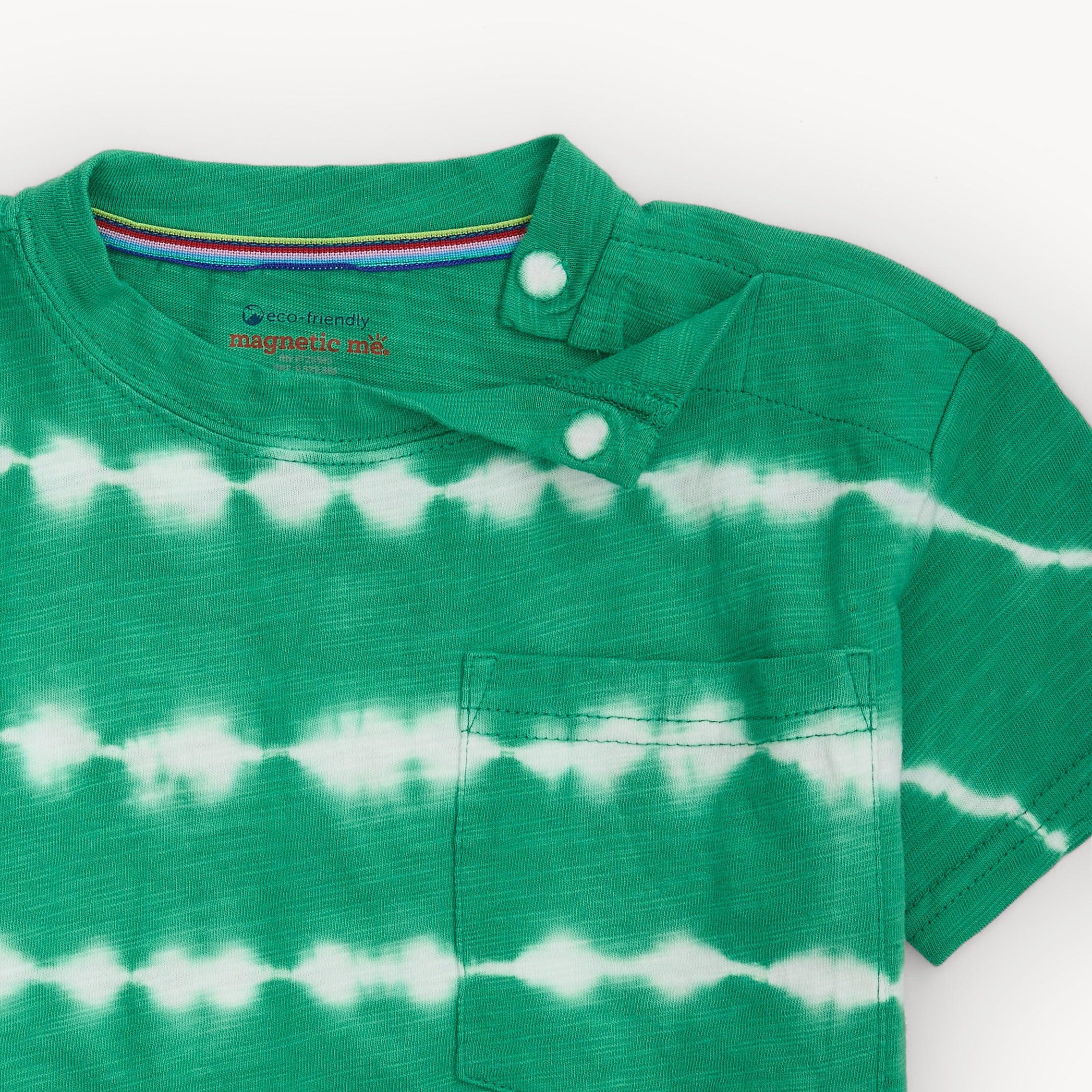 Magnetic T-shirt