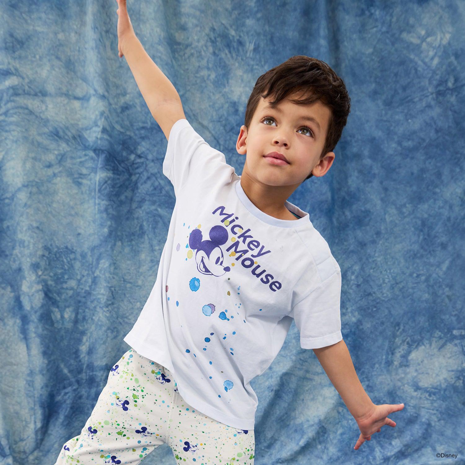 Magnetic T-shirt
