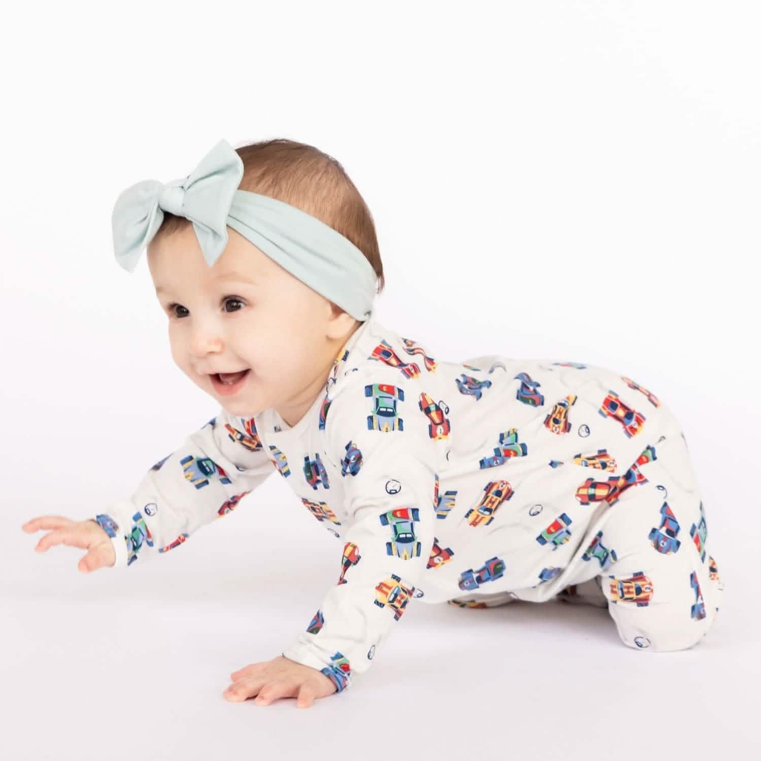 formula fun modal magnetic parent favorite footie - re-loved