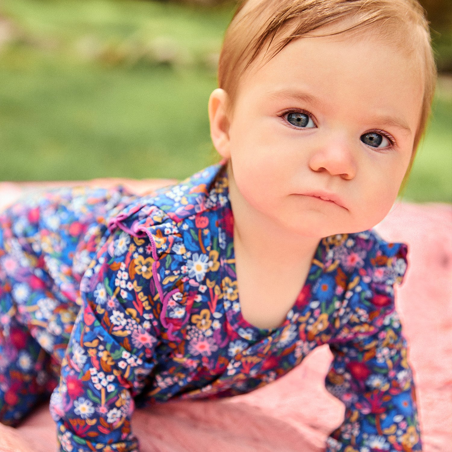 Magnetic Romper