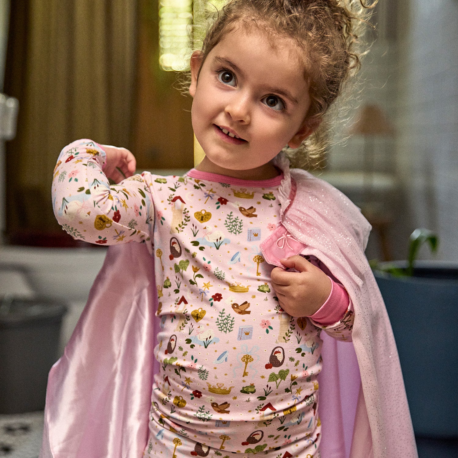 Magnetic Cape