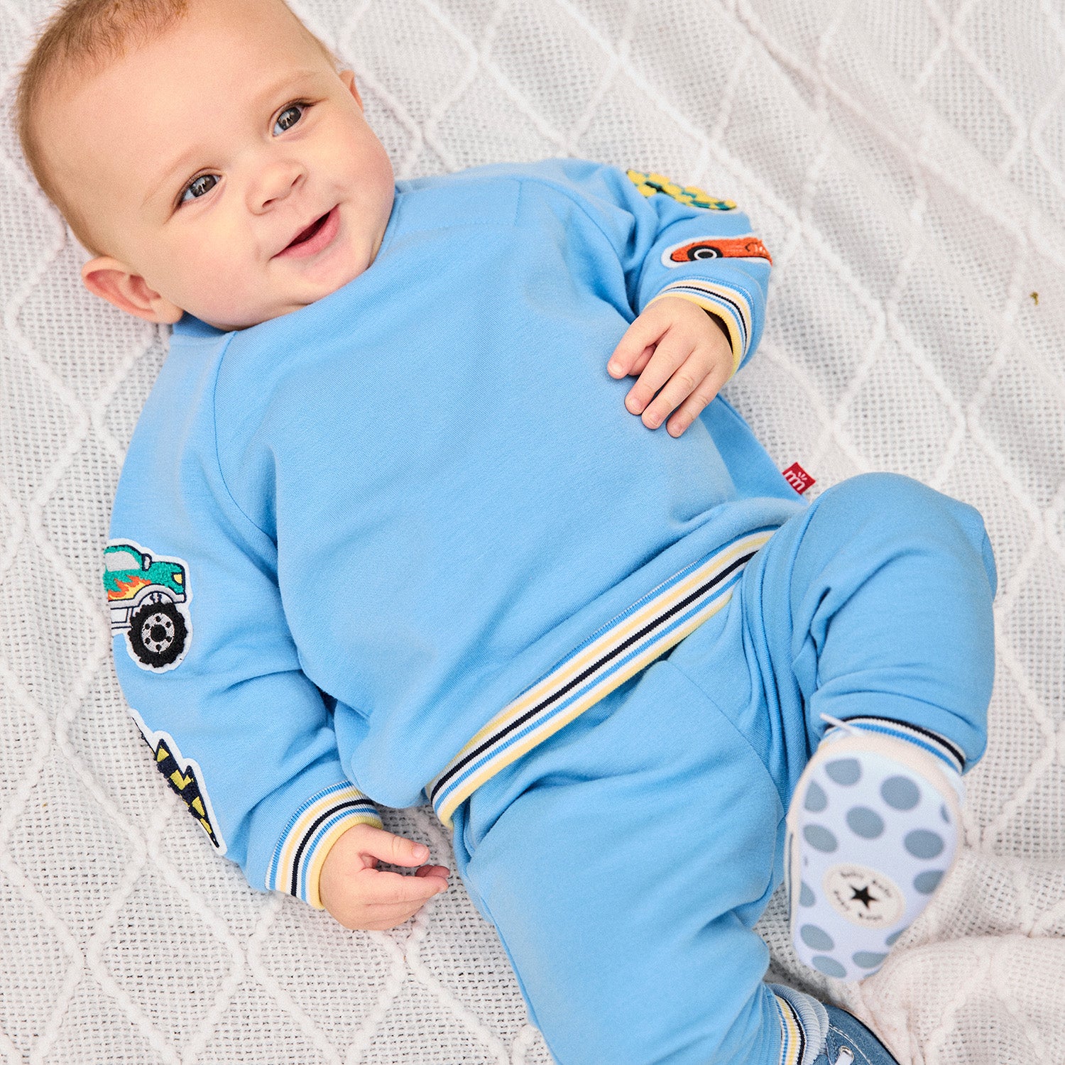 Magnetic Top & Jogger Set