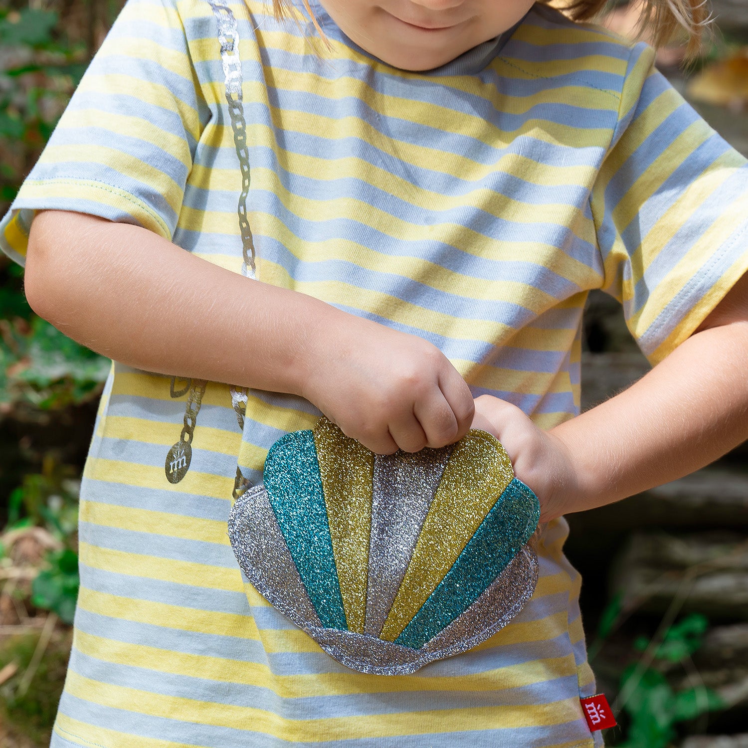 Magnetic T-Shirt with Fidget Pocket with Shorts Set