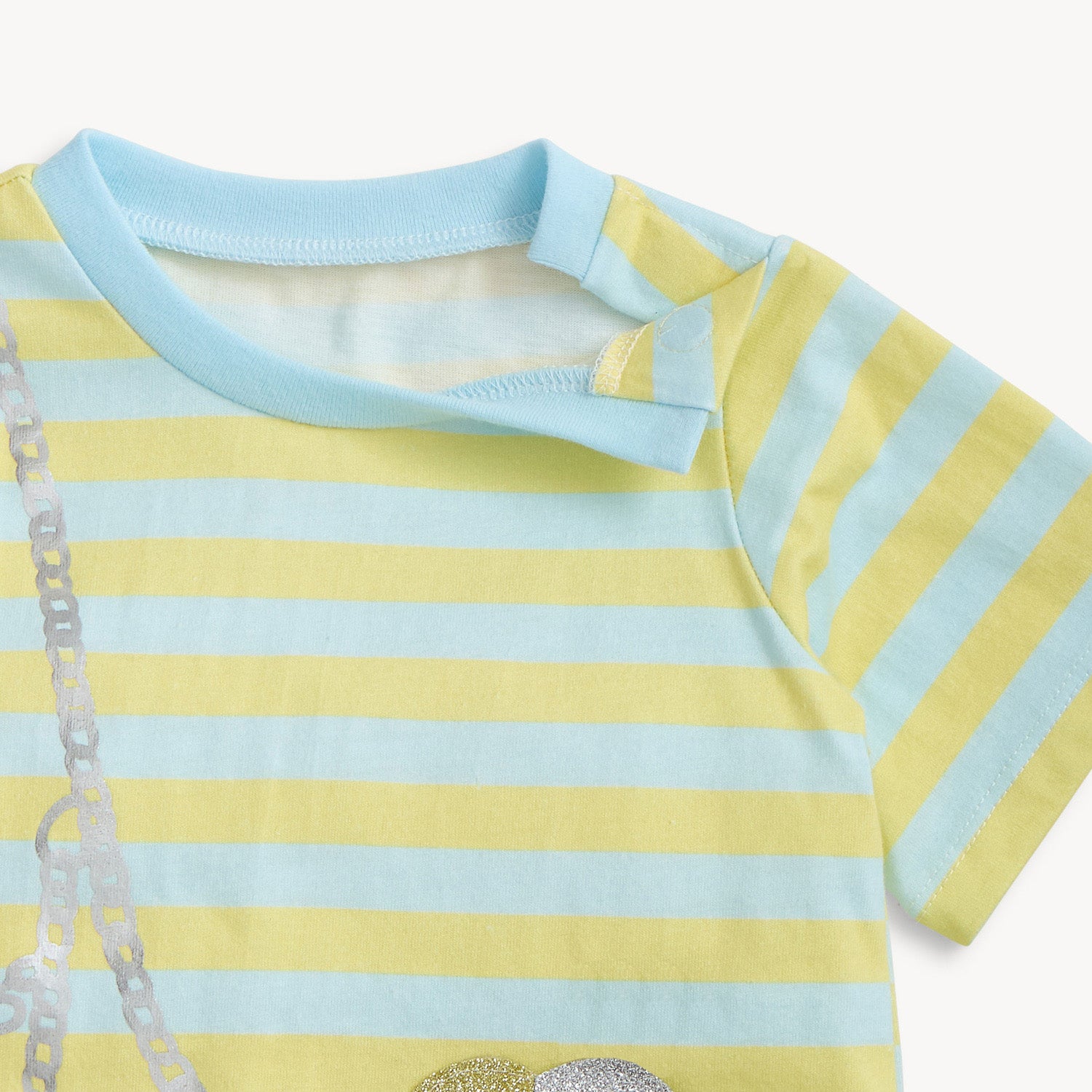 Magnetic T-Shirt with Fidget Pocket with Shorts Set