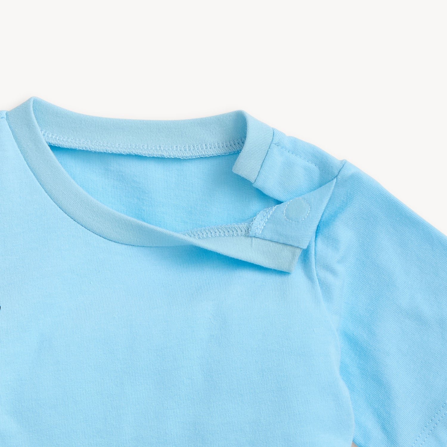 Magnetic T-Shirt with Fidget Pocket with Shorts Set