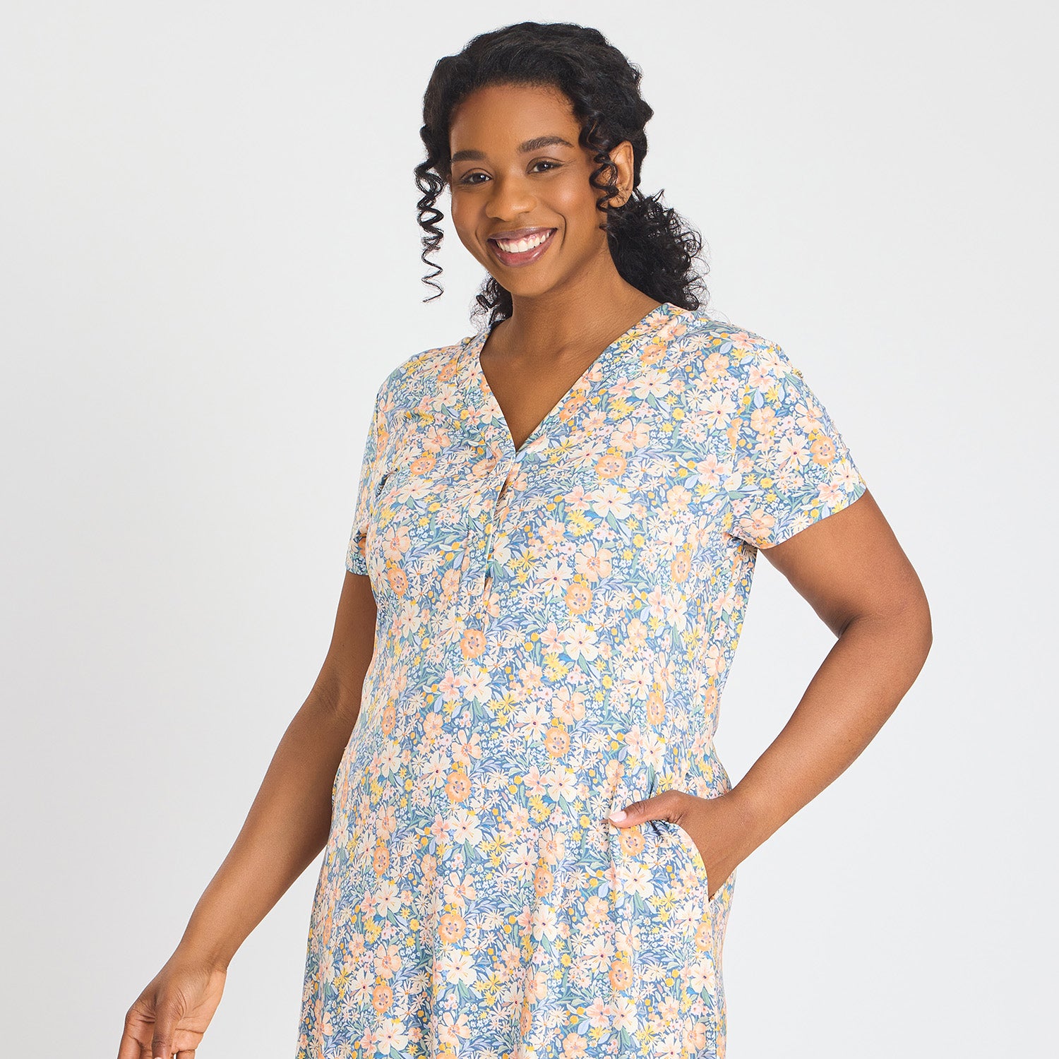 Women’s Magnetic Nightgown
