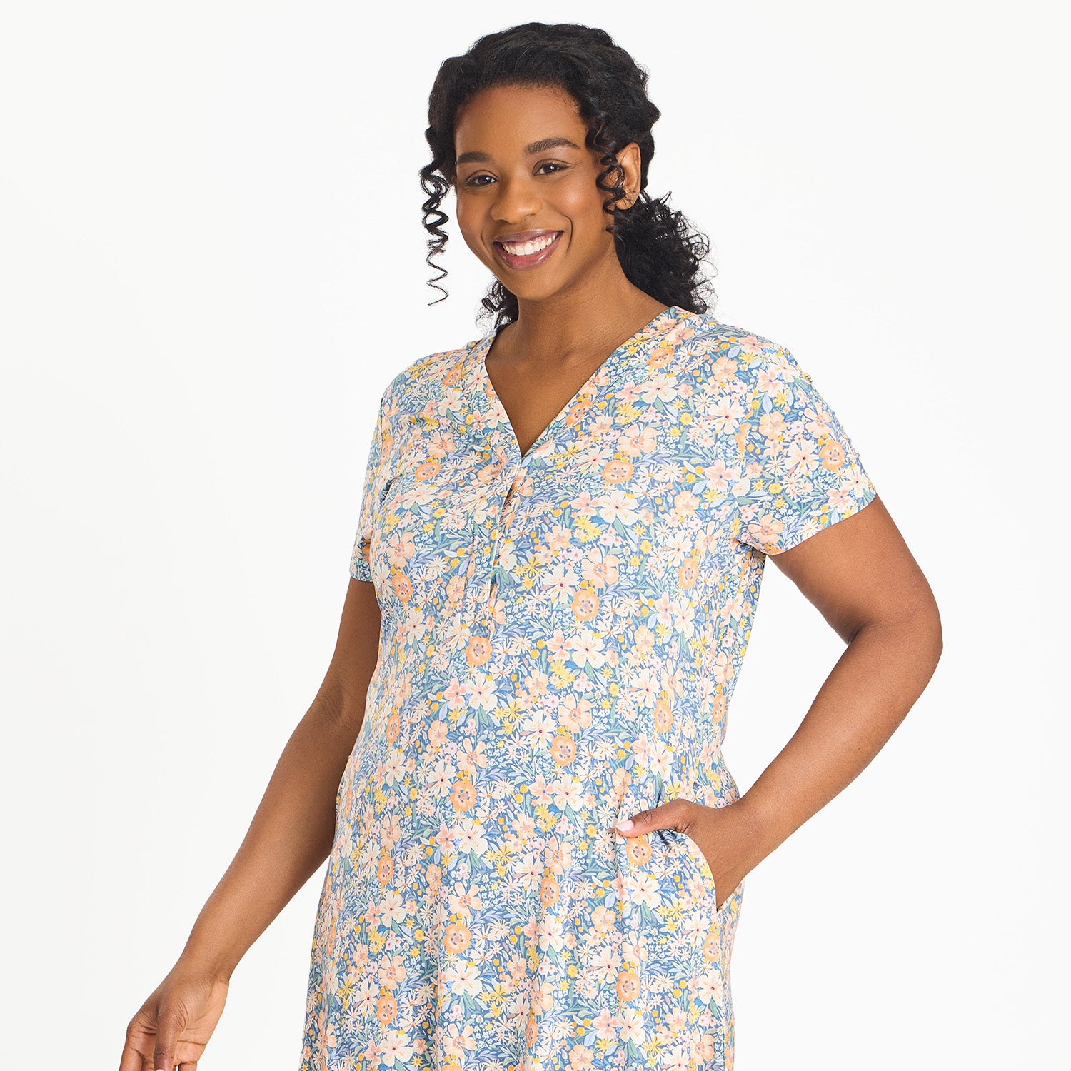 Magnetic Me women’s magnetic nightgown with magnetic closures down the front, view 3