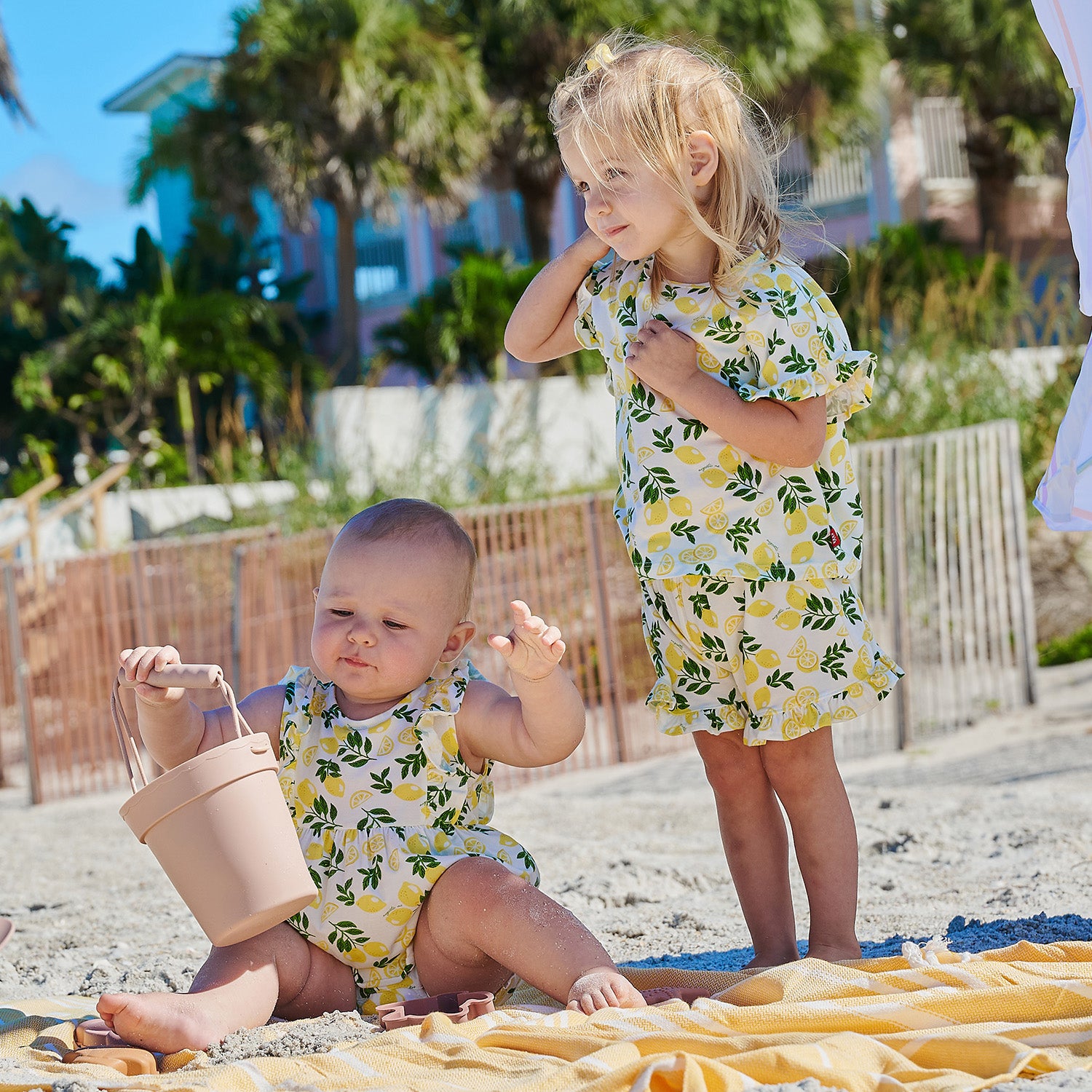 Magnetic Bubble Romper