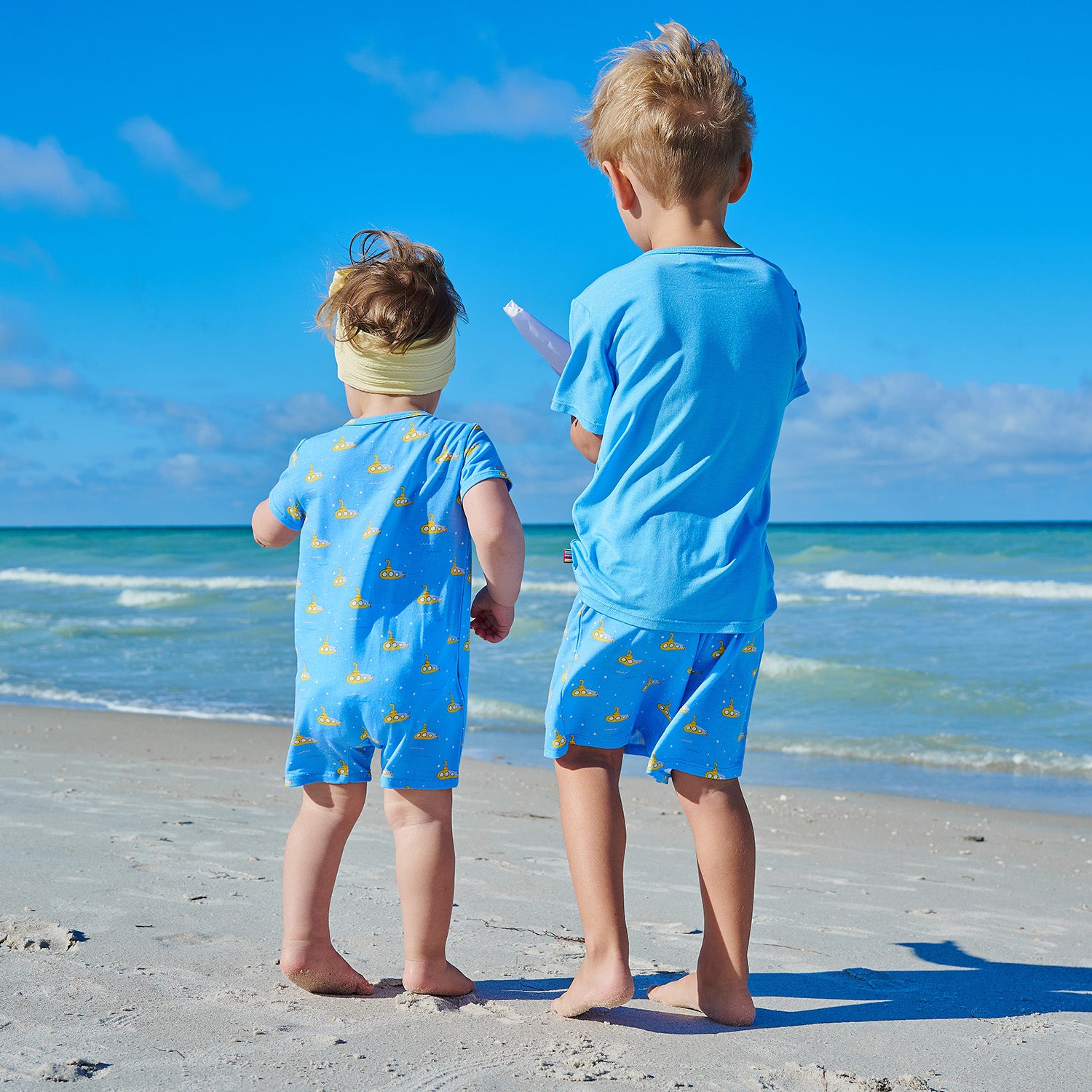 Magnetic Top & Short Set