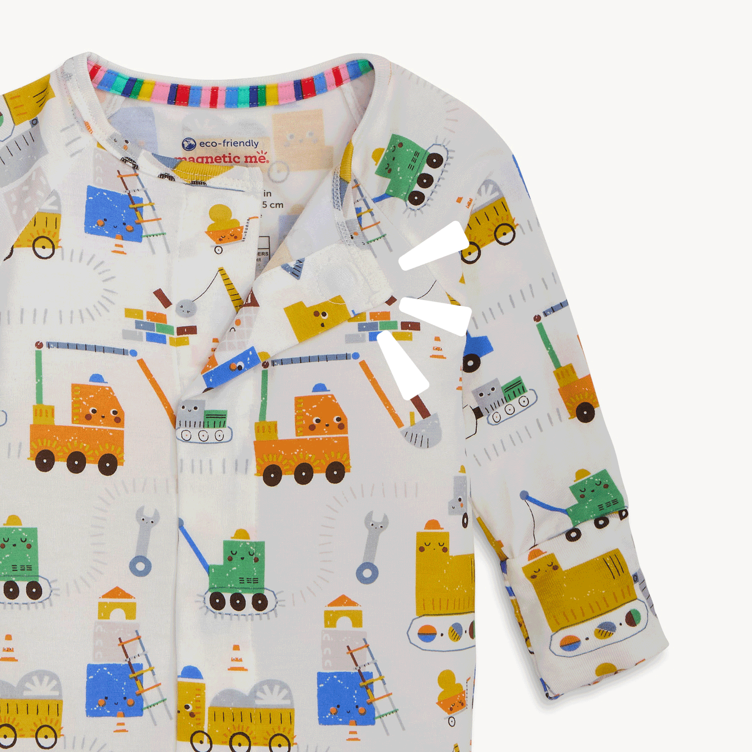 Close up of the magnet open and close with construction vehicle pattern on a white background