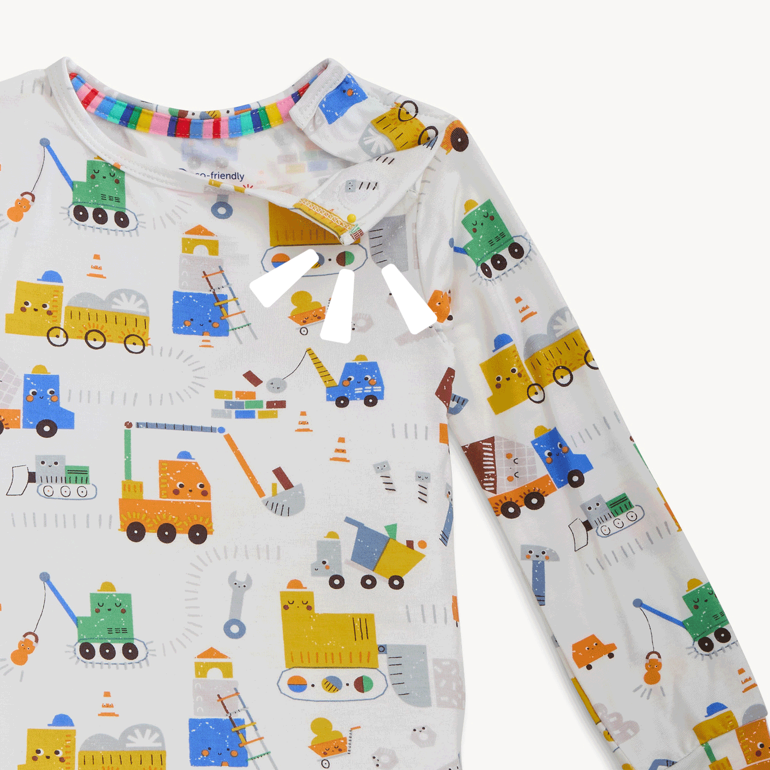 Close up of the magnet open and close of the Baby and children's pajama set with construction vehicle pattern on a white background