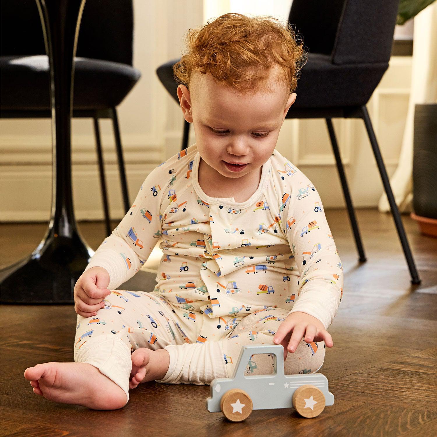 Magnetic Convertible Coverall