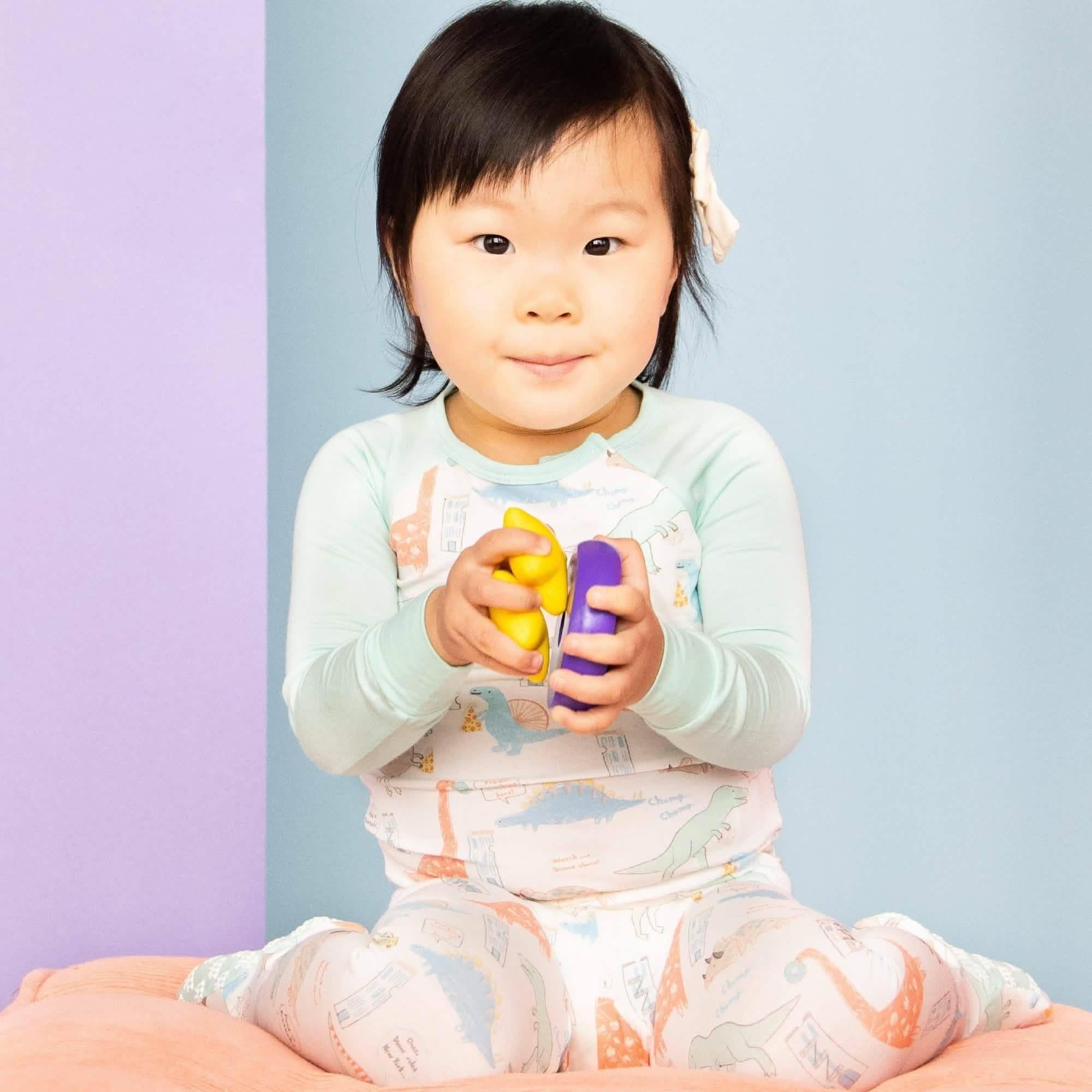 door dashing dinos modal magnetic toddler twotie - re-loved