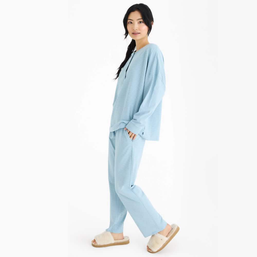 forget me not / egret stripe women's cloudstretch™ magnetic long sleeve pajama set
