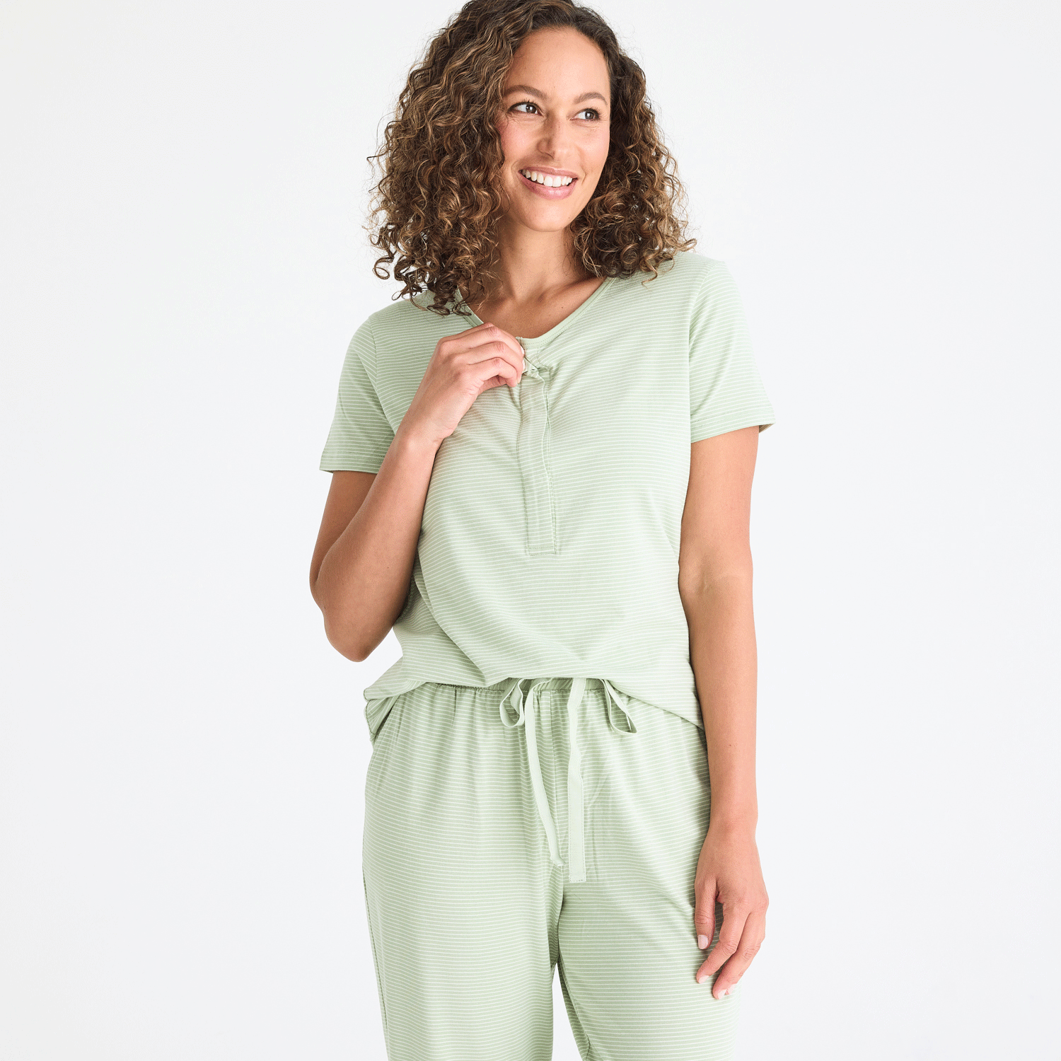 green tea skinny stripe women's CloudStretch™ magnetic short sleeve jogger set