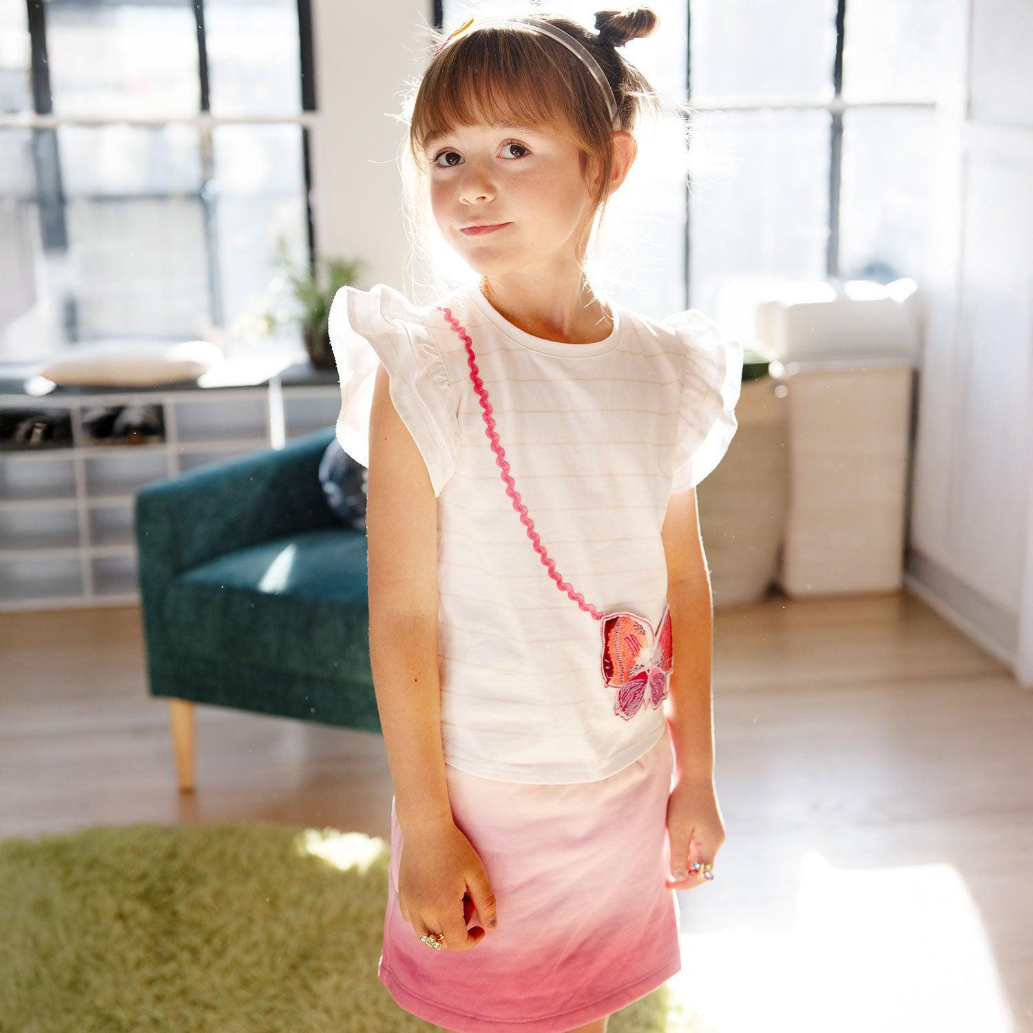 Magnetic T-shirt