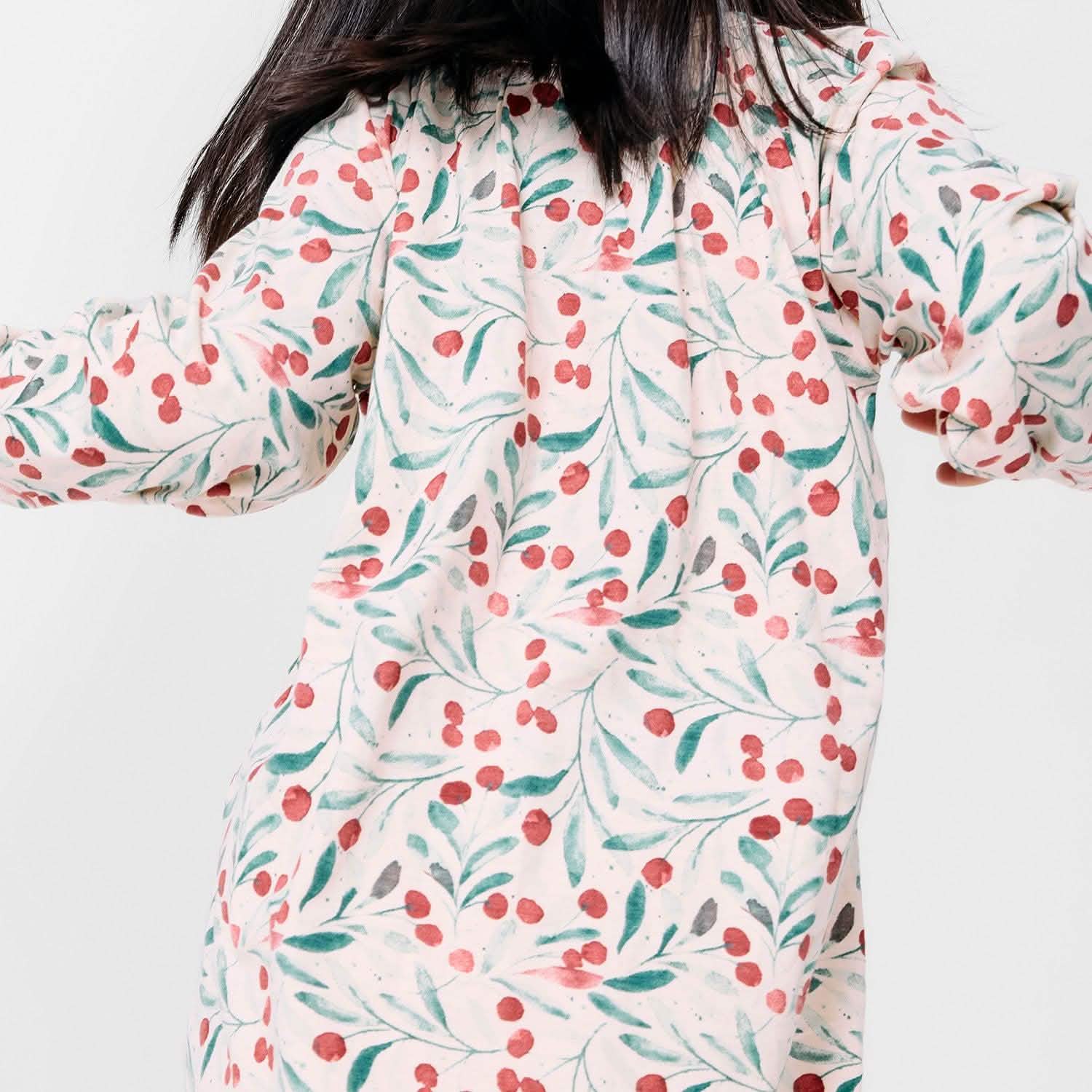 kiss me baby one more time RightFit™ magnetic nightgown