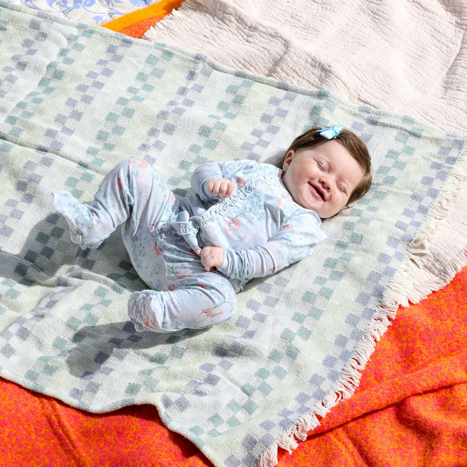 Magnetic Footie with Ruffle