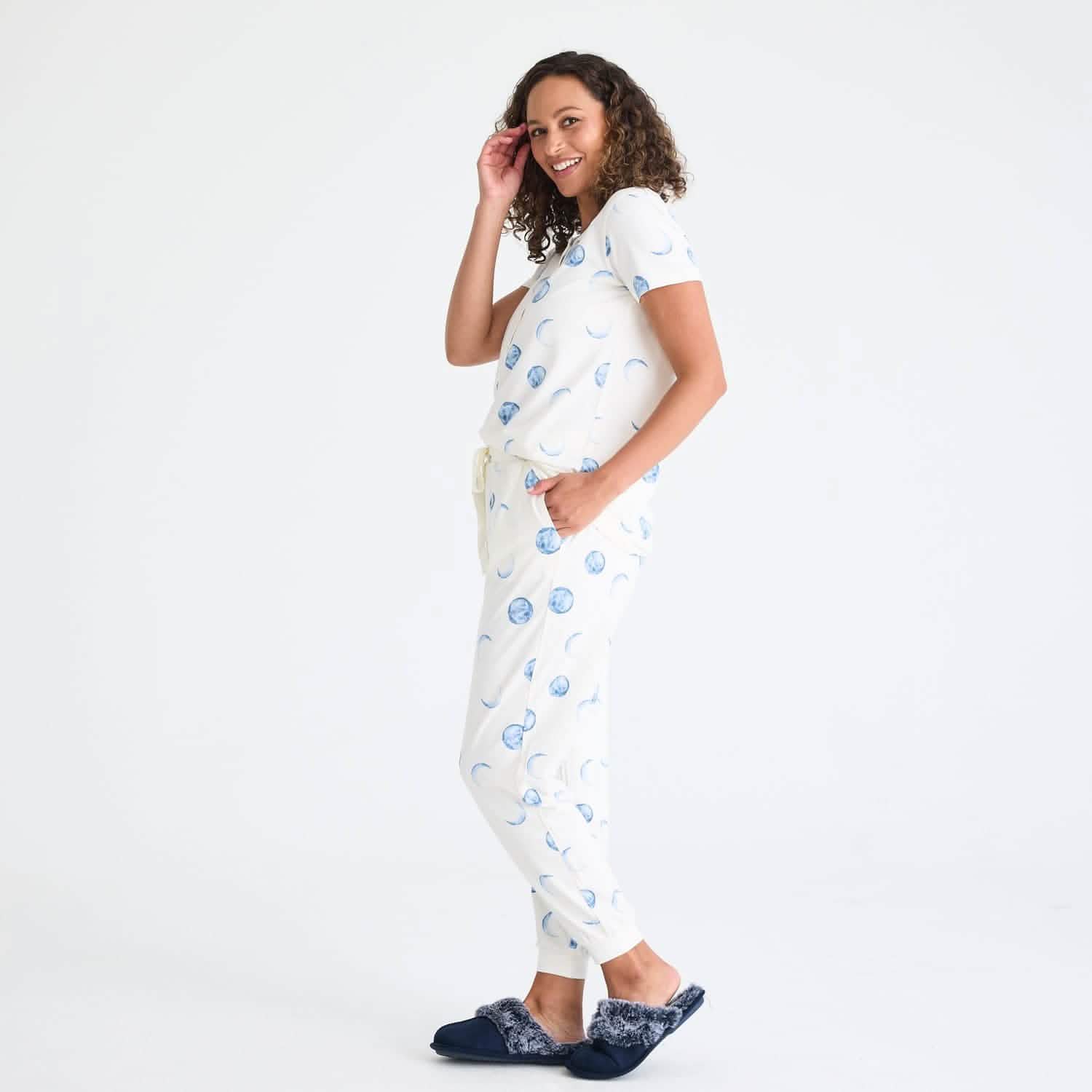 moonlight women's CloudStretch™ magnetic short sleeve jogger set