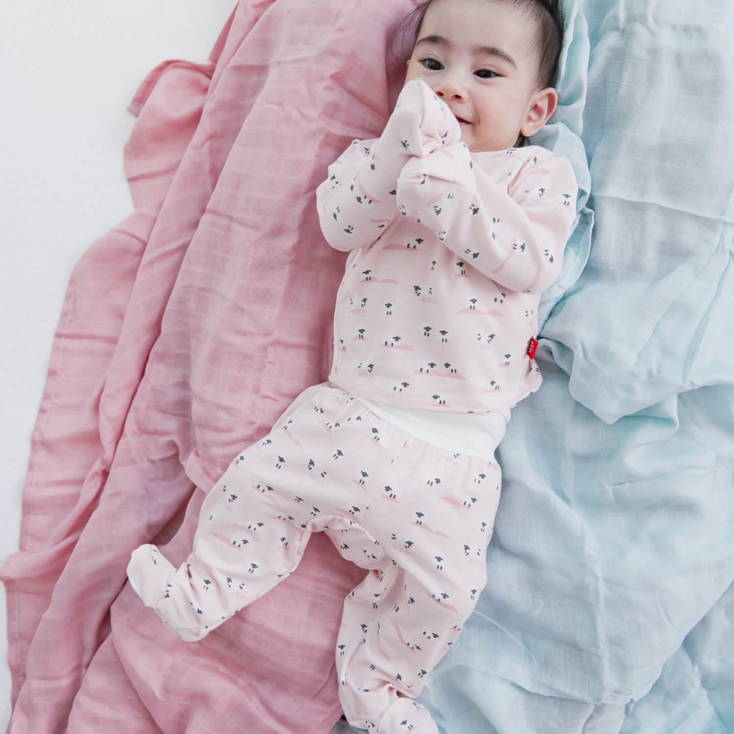 pink baa baa baby modal magnetic take-me-home kimono set