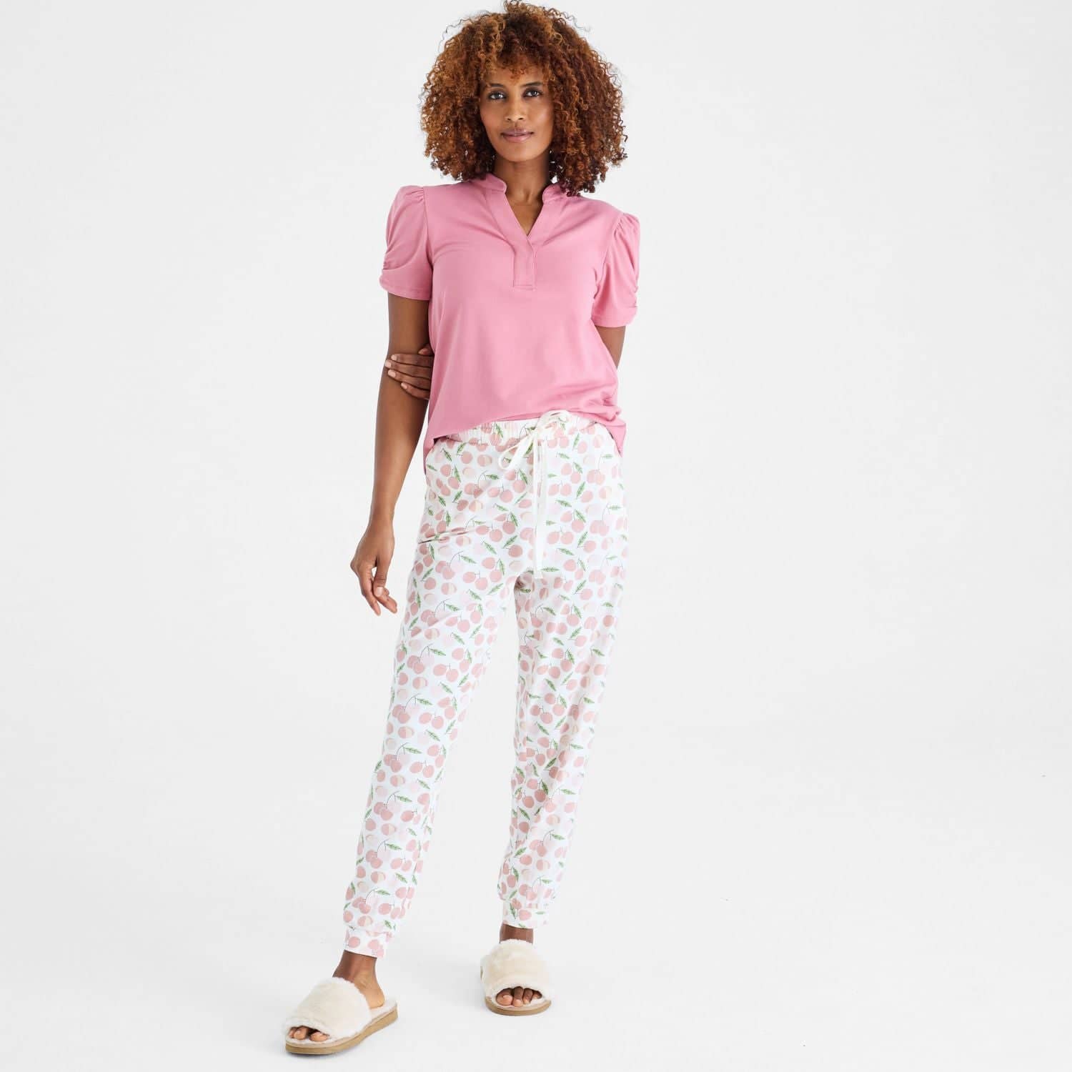 pink buff/lychee women's CloudStretch™ magnetic short sleeve jogger set