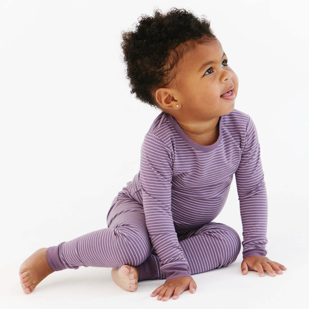 plum/ rainy day stripe cloudstretch™ magnetic kids pajama set