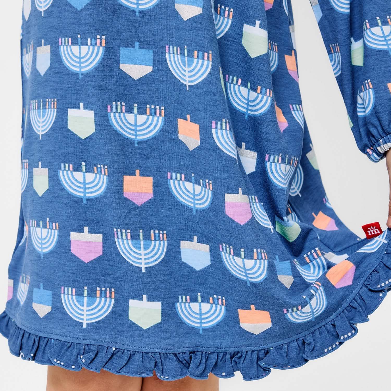 spin me right round RightFit™ magnetic nightgown