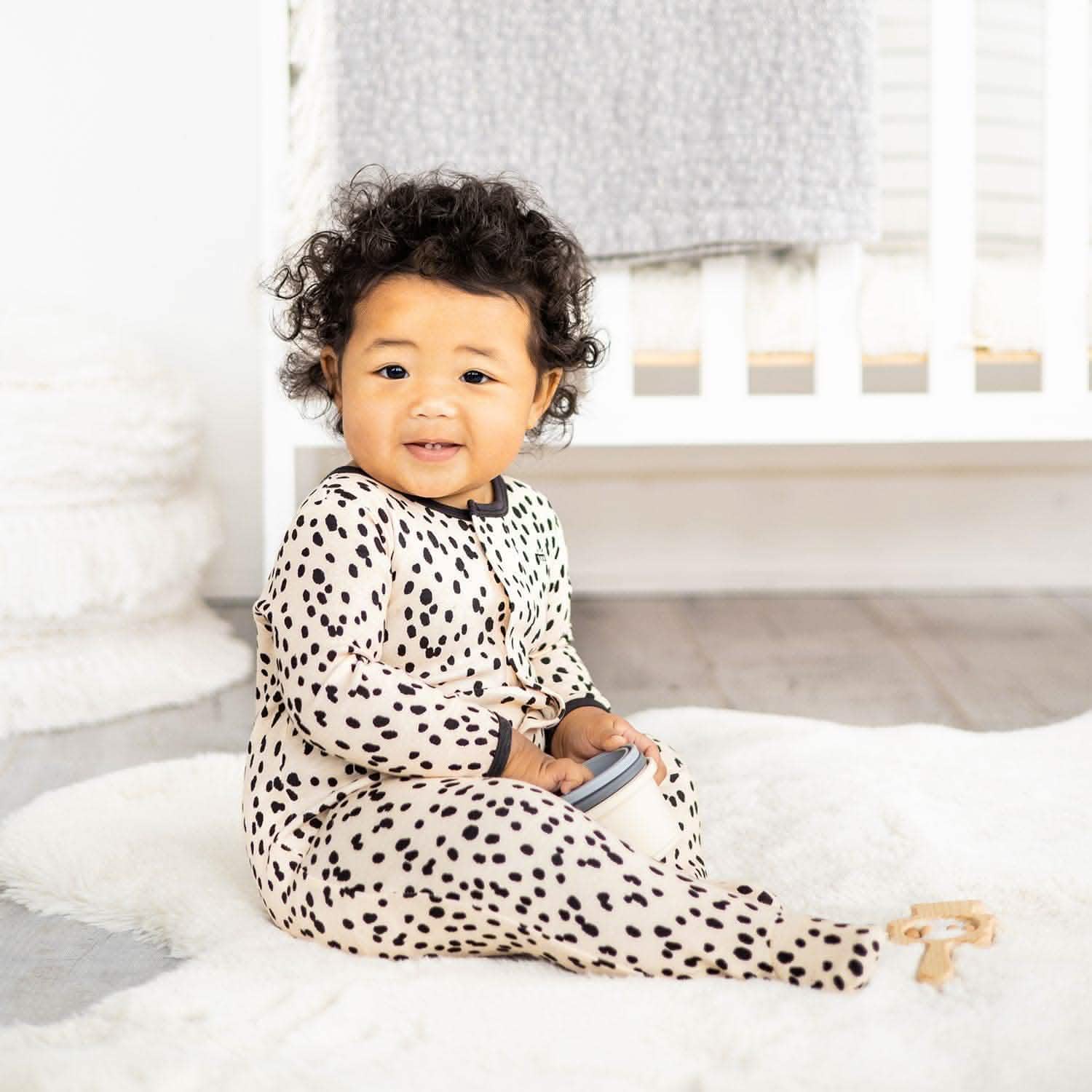 spot on organic cotton magnetic footie - re-loved