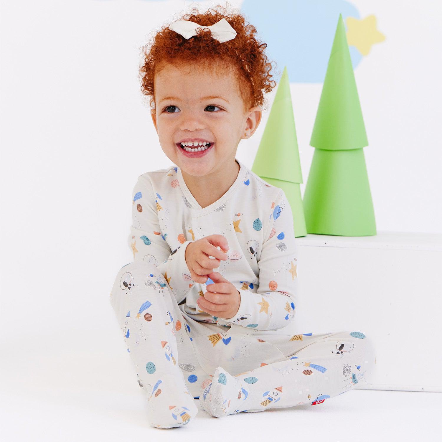 stellar tails RightFit™ magnetic parent favorite footie - re-loved