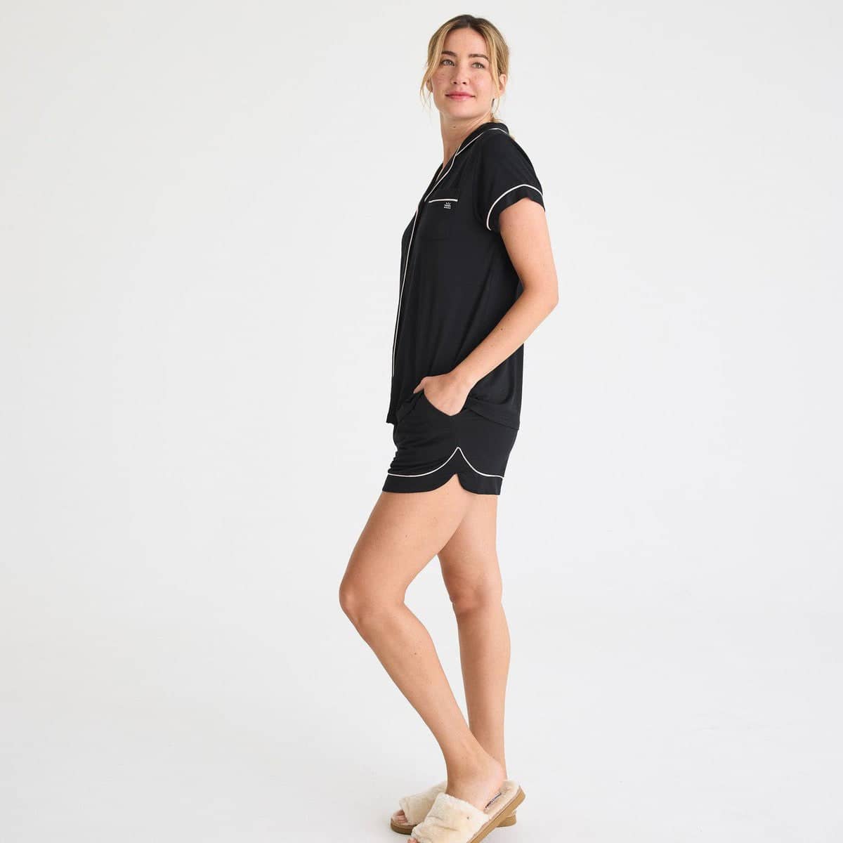 women's onyx modal magnetic classic with a twist short sleeve