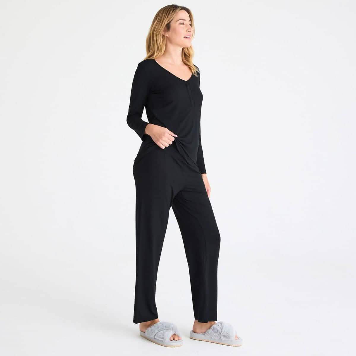 women's onyx modal magnetic signature long sleeve pajama set